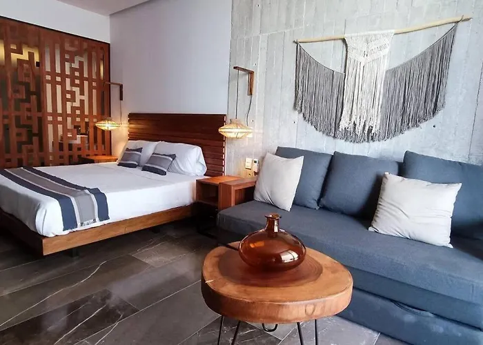 Iik: Stylish Retreat In Tulum's Heart Apartment