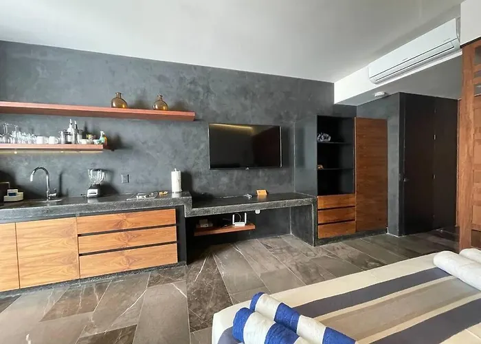 Iik: Stylish Retreat In Tulum's Heart Apartment *