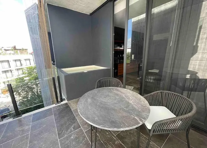 Iik: Stylish Retreat In Tulum's Heart Apartment *