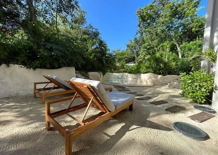 Iik: Stylish Retreat In Tulum's Heart Apartment